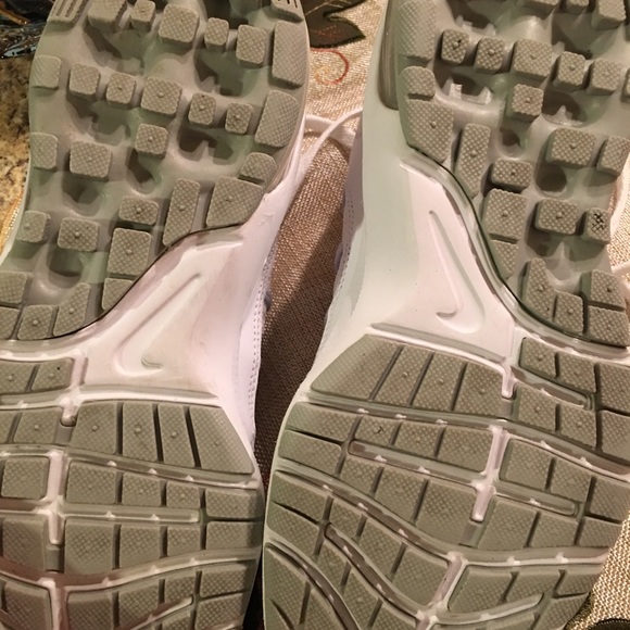 Nike Air Max Sz 5 White - Picture 2 of 2